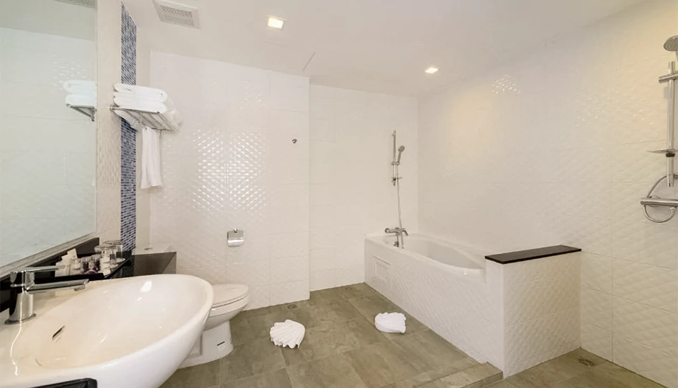 هتل اف ایکس پاتایا